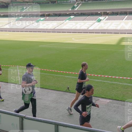 13.09.2026 - 21. swb-Marathon Bremen Michael Burmester http://msf.ph/oto/10346028 13.09.2026 13:33:44 Laufen im Stadion 155, 350, 428, 490, 594, 679, 690, 709, 765, 786, 787, 916, 1001, 1026, 1048, 1051, 1098, 1292, 1377, 1444, 1557, 1560, 1591, 1592, 1607, 1661, 1703, 1760, 1772, 1827, 1923, 1996, 2077, 2132, 2226, 2230, 2231, 2320, 2374, 2399, 2400, 2451, 2456, 2479, 2511, 2514, 2515, 2539, 2543, 2616, 2630, 2641, 2649, 2718, 2735, 2757, 2769, 2787, 2848, 2982, 3014, 3345, 3350, 3443, 3503, 3547, 3577, 3601, 3614, 3660, 3708, 3709, 3720, 3797, 3875, 3901, 3911, 3952, 4001, 4014 meine-sportfotos.de