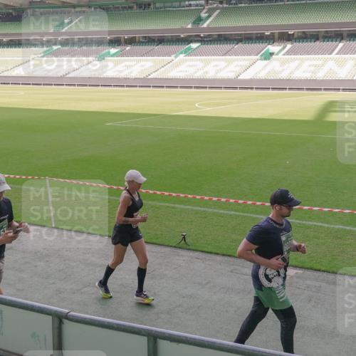 13.09.2026 - 21. swb-Marathon Bremen Michael Burmester http://msf.ph/oto/10346033 13.09.2026 13:33:45 Laufen im Stadion 155, 350, 428, 490, 594, 679, 690, 709, 765, 786, 787, 916, 1001, 1026, 1048, 1051, 1098, 1292, 1377, 1444, 1557, 1560, 1591, 1592, 1607, 1661, 1703, 1760, 1772, 1827, 1923, 1996, 2077, 2132, 2226, 2230, 2231, 2320, 2374, 2399, 2400, 2451, 2456, 2479, 2511, 2514, 2515, 2539, 2543, 2616, 2630, 2641, 2649, 2718, 2735, 2757, 2769, 2787, 2848, 2982, 3014, 3345, 3443, 3503, 3547, 3577, 3601, 3614, 3660, 3708, 3709, 3720, 3797, 3875, 3901, 3911, 3952, 4001, 4014 meine-sportfotos.de