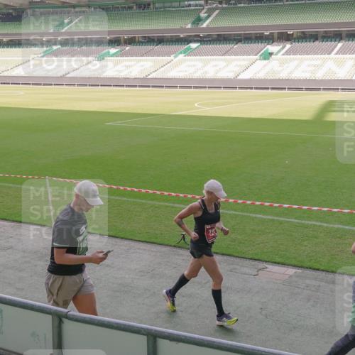 13.09.2026 - 21. swb-Marathon Bremen Michael Burmester http://msf.ph/oto/10346039 13.09.2026 13:33:46 Laufen im Stadion 155, 350, 428, 490, 594, 679, 690, 709, 765, 786, 787, 916, 1001, 1026, 1048, 1051, 1098, 1292, 1377, 1444, 1557, 1560, 1591, 1592, 1607, 1661, 1703, 1760, 1772, 1827, 1923, 1996, 2077, 2132, 2226, 2230, 2231, 2320, 2374, 2399, 2400, 2451, 2456, 2479, 2511, 2514, 2515, 2539, 2543, 2616, 2630, 2641, 2649, 2718, 2735, 2757, 2769, 2787, 2848, 2982, 3014, 3345, 3443, 3503, 3547, 3577, 3601, 3614, 3660, 3708, 3709, 3720, 3797, 3875, 3901, 3911, 3952, 4001, 4014 meine-sportfotos.de