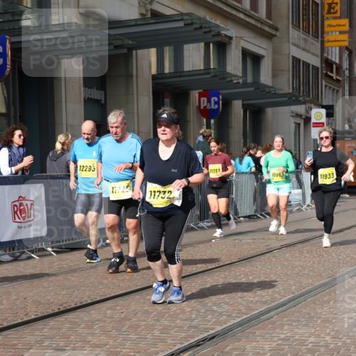 13.09.2026 - 21. swb-Marathon Bremen Strokosch-Dieckow http://msf.ph/oto/10346044 13.09.2026 11:10:01 Ziel 10002, 10169, 10361, 10362, 10706, 10719, 10791, 10890, 10963, 11080, 11382, 11725, 11732, 11933, 11957, 11982, 12117, 12207, 12227, 12293, 12454, 12550, 10299, 10435, 10645, 10696, 10737, 10751, 10990, 10991, 11119, 11383, 11437, 11441, 12449 meine-sportfotos.de