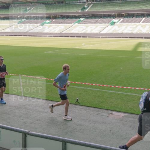 13.09.2026 - 21. swb-Marathon Bremen Michael Burmester http://msf.ph/oto/10346054 13.09.2026 13:33:49 Laufen im Stadion 155, 350, 428, 490, 594, 679, 709, 765, 786, 787, 916, 1001, 1026, 1048, 1051, 1098, 1292, 1377, 1444, 1557, 1560, 1591, 1592, 1607, 1661, 1703, 1760, 1772, 1827, 1923, 1996, 2077, 2132, 2226, 2230, 2231, 2320, 2338, 2374, 2399, 2400, 2451, 2456, 2479, 2511, 2514, 2515, 2539, 2543, 2616, 2630, 2641, 2649, 2718, 2735, 2757, 2769, 2787, 2791, 2848, 2982, 3014, 3345, 3443, 3503, 3547, 3577, 3601, 3614, 3660, 3708, 3709, 3720, 3797, 3875, 3901, 3911, 3952, 4001, 4014 meine-sportfotos.de