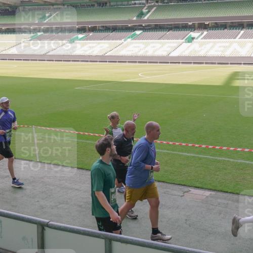 13.09.2026 - 21. swb-Marathon Bremen Michael Burmester http://msf.ph/oto/10346075 13.09.2026 13:33:51 Laufen im Stadion 155, 350, 428, 490, 594, 679, 709, 765, 786, 787, 916, 1001, 1026, 1048, 1051, 1098, 1292, 1377, 1444, 1553, 1557, 1560, 1591, 1592, 1607, 1661, 1703, 1760, 1772, 1827, 1996, 2077, 2132, 2226, 2230, 2231, 2320, 2338, 2374, 2399, 2400, 2451, 2456, 2479, 2511, 2514, 2515, 2539, 2543, 2616, 2630, 2641, 2718, 2735, 2757, 2769, 2787, 2791, 2848, 2982, 3014, 3345, 3443, 3503, 3547, 3577, 3601, 3614, 3660, 3708, 3709, 3720, 3797, 3875, 3901, 3911, 3952, 4001, 4014, 5151 meine-sportfotos.de