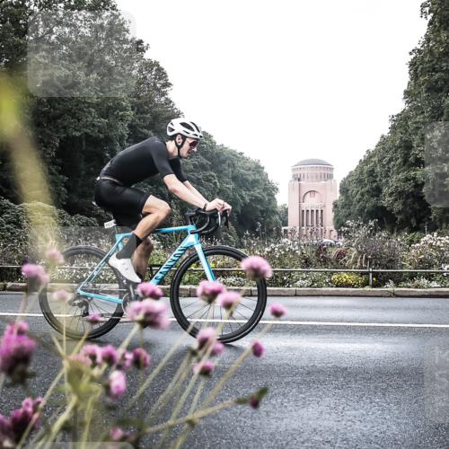 13.09.2026 - Stadtparktriathlon H.Heesch http://msf.ph/oto/10346076 13.09.2026 11:00:23 Radfahren 529, 553 meine-sportfotos.de
