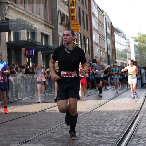 13.09.2026 - 21. swb-Marathon Bremen Strokosch-Dieckow http://msf.ph/oto/10346096 13.09.2026 13:30:06 Ziel 625, 881, 1067, 1909, 1938, 2265, 2364, 2900, 3163, 3164, 3425, 4058, 4206, 4332, 4415, 4425, 4748, 4763, 5506, 5551, 5615, 6347, 6988, 7184, 7253, 7567, 7645, 7821, 7966, 8090, 8105, 8116, 8117, 8169, 8314, 8441, 8494, 8762, 8878, 8966, 9011, 9015, 9108, 9412, 9529, 9695, 9825, 109, 454, 716, 1073, 1173, 1205, 1308, 1611, 1653, 1759, 1780, 1848, 1861, 2126, 3190, 3320, 3618, 3667, 3908, 4115, 4524, 4575, 5039, 5198, 5348, 5631, 6127, 6225, 6720, 7093, 8267, 8899, 9049 meine-sportfotos.de