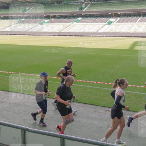 13.09.2026 - 21. swb-Marathon Bremen Michael Burmester http://msf.ph/oto/10346097 13.09.2026 13:33:53 Laufen im Stadion 155, 350, 428, 490, 594, 679, 709, 765, 786, 787, 916, 1001, 1026, 1048, 1051, 1098, 1292, 1377, 1444, 1553, 1557, 1560, 1591, 1592, 1607, 1661, 1703, 1760, 1772, 1784, 1827, 1996, 2077, 2132, 2226, 2230, 2231, 2320, 2338, 2374, 2399, 2400, 2451, 2456, 2479, 2511, 2514, 2515, 2539, 2543, 2616, 2630, 2641, 2718, 2735, 2757, 2769, 2787, 2791, 2848, 2982, 3014, 3345, 3443, 3503, 3547, 3577, 3601, 3614, 3660, 3708, 3709, 3720, 3797, 3875, 3901, 3911, 3952, 4001, 4014, 5151 meine-sportfotos.de