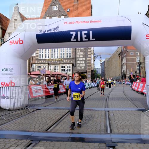 13.09.2026 - 21. swb-Marathon Bremen Tim E. http://msf.ph/oto/10346104 13.09.2026 11:16:26 Ziel 10665, 11026, 11081, 11139, 11181, 11200, 11217, 11264, 11385, 11448, 11549, 11573, 11613, 11768, 12046, 12151, 12306, 12539, 13508 meine-sportfotos.de
