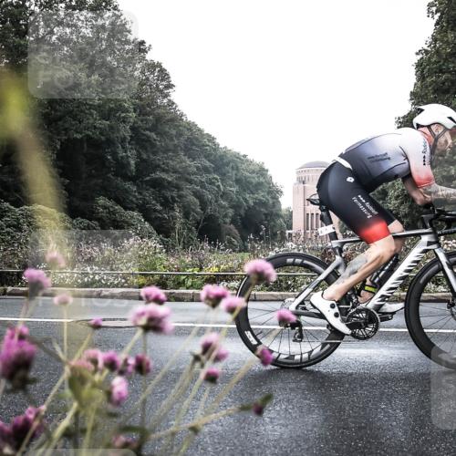 13.09.2026 - Stadtparktriathlon H.Heesch http://msf.ph/oto/10346105 13.09.2026 11:00:35 Radfahren 471, 569, 684 meine-sportfotos.de