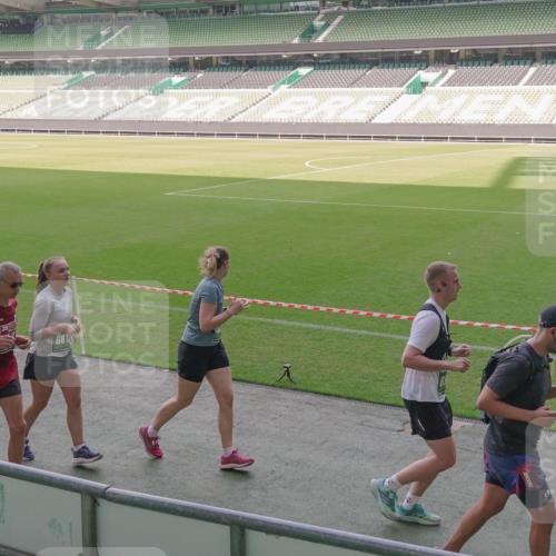 13.09.2026 - 21. swb-Marathon Bremen Michael Burmester http://msf.ph/oto/10346116 13.09.2026 13:33:57 Laufen im Stadion 155, 170, 193, 350, 428, 490, 594, 679, 709, 765, 786, 787, 916, 1001, 1026, 1048, 1051, 1098, 1292, 1377, 1444, 1553, 1557, 1560, 1591, 1592, 1607, 1661, 1703, 1760, 1772, 1784, 1827, 1996, 2077, 2132, 2226, 2230, 2231, 2338, 2374, 2399, 2400, 2451, 2456, 2479, 2511, 2514, 2515, 2539, 2543, 2616, 2630, 2641, 2718, 2735, 2757, 2769, 2787, 2791, 2982, 3014, 3345, 3443, 3503, 3547, 3577, 3601, 3614, 3660, 3708, 3709, 3720, 3797, 3875, 3901, 3911, 3952, 4001, 4014, 5151 meine-sportfotos.de