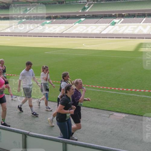 13.09.2026 - 21. swb-Marathon Bremen Michael Burmester http://msf.ph/oto/10346159 13.09.2026 13:34:07 Laufen im Stadion 155, 170, 193, 368, 428, 594, 679, 709, 765, 786, 787, 916, 1001, 1026, 1048, 1051, 1098, 1280, 1292, 1321, 1377, 1444, 1553, 1557, 1560, 1591, 1592, 1607, 1661, 1703, 1760, 1772, 1784, 1827, 1996, 2077, 2132, 2226, 2338, 2399, 2400, 2451, 2479, 2511, 2515, 2543, 2616, 2630, 2641, 2718, 2735, 2757, 2769, 2787, 2791, 2982, 3014, 3179, 3345, 3443, 3503, 3547, 3577, 3601, 3614, 3660, 3708, 3709, 3720, 3797, 3875, 3901, 3911, 3914, 3952, 4001, 4014, 5151 meine-sportfotos.de