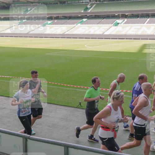 13.09.2026 - 21. swb-Marathon Bremen Michael Burmester http://msf.ph/oto/10346196 13.09.2026 13:34:11 Laufen im Stadion 155, 170, 193, 368, 428, 594, 679, 709, 765, 787, 916, 1001, 1026, 1048, 1051, 1098, 1280, 1292, 1321, 1377, 1444, 1553, 1557, 1560, 1591, 1592, 1607, 1661, 1703, 1760, 1772, 1784, 1827, 1992, 1996, 2077, 2132, 2226, 2338, 2399, 2400, 2451, 2479, 2511, 2515, 2543, 2616, 2630, 2641, 2718, 2735, 2757, 2787, 2791, 2982, 3014, 3179, 3191, 3345, 3443, 3503, 3547, 3577, 3601, 3614, 3660, 3708, 3709, 3720, 3797, 3875, 3901, 3904, 3911, 3914, 3952, 4001, 4014, 4500, 4561, 5151 meine-sportfotos.de