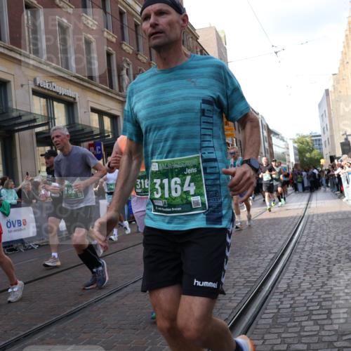 13.09.2026 - 21. swb-Marathon Bremen Strokosch-Dieckow http://msf.ph/oto/10346221 13.09.2026 13:30:11 Ziel 625, 881, 1067, 2265, 2369, 2452, 2723, 2900, 3163, 3164, 3425, 4058, 4206, 4332, 4342, 4415, 4425, 4748, 4757, 4763, 5506, 5551, 6134, 6347, 6523, 6988, 7253, 7567, 7645, 7821, 8090, 8105, 8116, 8117, 8169, 8314, 8494, 8762, 8878, 8966, 9011, 9015, 9108, 9412, 9692, 9695, 9699, 9825, 109, 454, 1173, 1205, 1308, 1611, 1653, 1759, 1780, 1848, 1909, 1938, 2126, 2364, 3190, 3667, 3908, 4524, 4575, 5039, 5198, 5348, 5615, 5631, 6225, 6720, 7093, 8267, 8899 meine-sportfotos.de