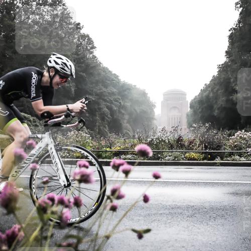 13.09.2026 - Stadtparktriathlon H.Heesch http://msf.ph/oto/10346249 13.09.2026 09:41:47 Radfahren 199 meine-sportfotos.de