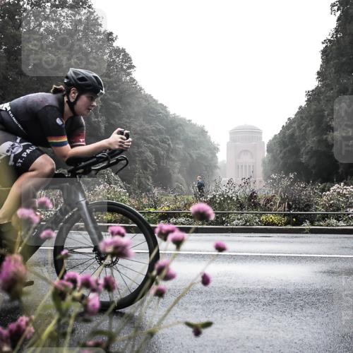 13.09.2026 - Stadtparktriathlon H.Heesch http://msf.ph/oto/10346254 13.09.2026 09:42:15 Radfahren 191, 206 meine-sportfotos.de