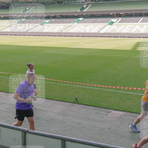 13.09.2026 - 21. swb-Marathon Bremen Michael Burmester http://msf.ph/oto/10346264 13.09.2026 13:34:20 Laufen im Stadion 155, 170, 193, 368, 428, 594, 679, 709, 765, 916, 1001, 1026, 1048, 1051, 1098, 1280, 1321, 1396, 1444, 1553, 1557, 1560, 1591, 1592, 1607, 1661, 1703, 1760, 1772, 1784, 1827, 1992, 1996, 2077, 2132, 2226, 2335, 2338, 2399, 2400, 2451, 2479, 2511, 2515, 2543, 2630, 2641, 2718, 2735, 2757, 2787, 2791, 2982, 3179, 3191, 3345, 3443, 3503, 3547, 3577, 3601, 3614, 3660, 3708, 3709, 3720, 3797, 3875, 3904, 3911, 3914, 3952, 4001, 4014, 4500, 4546, 4561, 5151 meine-sportfotos.de