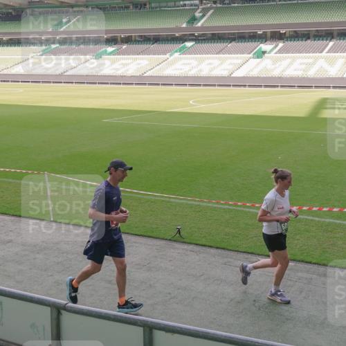 13.09.2026 - 21. swb-Marathon Bremen Michael Burmester http://msf.ph/oto/10346277 13.09.2026 13:34:21 Laufen im Stadion 155, 170, 193, 368, 428, 594, 679, 709, 765, 916, 1001, 1026, 1048, 1051, 1098, 1280, 1321, 1396, 1444, 1553, 1557, 1560, 1607, 1661, 1703, 1760, 1772, 1784, 1827, 1992, 1996, 2077, 2132, 2226, 2335, 2338, 2399, 2400, 2451, 2479, 2511, 2515, 2543, 2630, 2641, 2718, 2735, 2757, 2787, 2791, 2982, 3179, 3191, 3345, 3443, 3503, 3547, 3577, 3601, 3614, 3660, 3708, 3709, 3720, 3797, 3875, 3904, 3911, 3914, 3952, 4001, 4014, 4500, 4546, 4561, 5151 meine-sportfotos.de