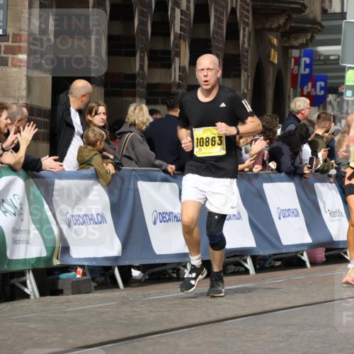 13.09.2026 - 21. swb-Marathon Bremen Strokosch-Dieckow http://msf.ph/oto/10346285 13.09.2026 10:53:04 Ziel 10193, 10304, 10339, 10652, 10734, 10827, 10906, 11002, 11038, 11109, 11144, 11350, 11362, 11597, 12019, 12338, 12399, 10284, 10448, 10585, 11012, 12040, 12170, 12275, 12398, 12461 meine-sportfotos.de