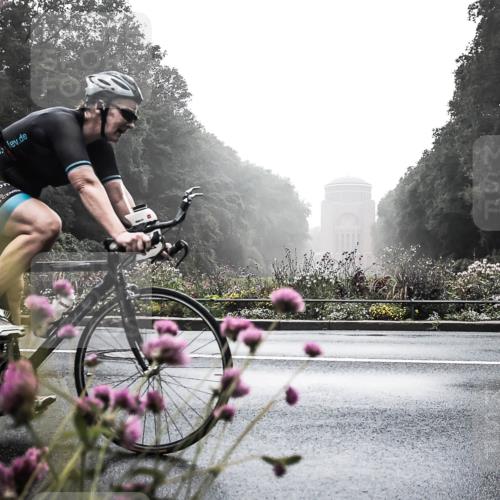 13.09.2026 - Stadtparktriathlon H.Heesch http://msf.ph/oto/10346294 13.09.2026 09:43:21 Radfahren 185 meine-sportfotos.de