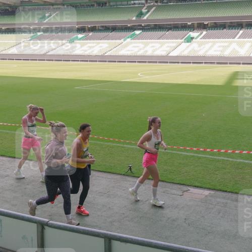13.09.2026 - 21. swb-Marathon Bremen Michael Burmester http://msf.ph/oto/10346296 13.09.2026 13:34:25 Laufen im Stadion 155, 170, 193, 368, 428, 496, 594, 679, 709, 765, 916, 1001, 1026, 1048, 1051, 1098, 1280, 1321, 1396, 1444, 1553, 1557, 1560, 1607, 1661, 1703, 1760, 1772, 1784, 1827, 1965, 1992, 1996, 2077, 2132, 2226, 2335, 2338, 2399, 2400, 2451, 2479, 2511, 2515, 2543, 2641, 2718, 2735, 2757, 2787, 2791, 2894, 2982, 3179, 3191, 3345, 3443, 3503, 3547, 3577, 3601, 3614, 3660, 3708, 3709, 3720, 3797, 3875, 3904, 3911, 3914, 3952, 4001, 4014, 4500, 4546, 4561, 5151 meine-sportfotos.de