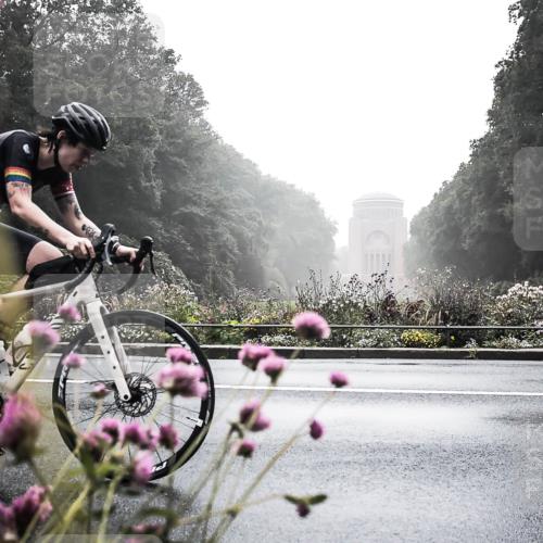 13.09.2026 - Stadtparktriathlon H.Heesch http://msf.ph/oto/10346304 13.09.2026 09:43:58 Radfahren 209 meine-sportfotos.de
