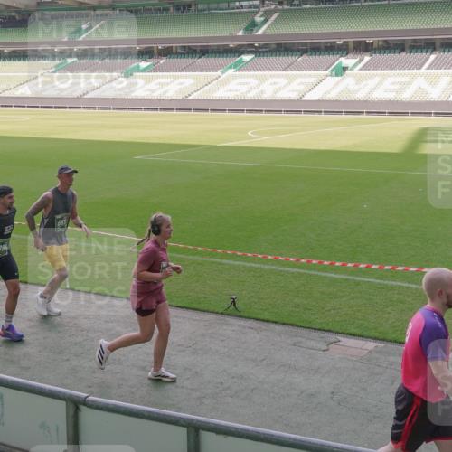 13.09.2026 - 21. swb-Marathon Bremen Michael Burmester http://msf.ph/oto/10346313 13.09.2026 13:34:28 Laufen im Stadion 155, 170, 193, 368, 428, 462, 496, 594, 679, 709, 765, 916, 1001, 1026, 1048, 1051, 1098, 1280, 1321, 1396, 1444, 1553, 1557, 1560, 1607, 1661, 1703, 1760, 1772, 1784, 1827, 1965, 1992, 1996, 2077, 2132, 2226, 2335, 2338, 2399, 2400, 2451, 2479, 2511, 2515, 2543, 2641, 2718, 2735, 2757, 2787, 2791, 2894, 2982, 3179, 3191, 3345, 3443, 3503, 3547, 3577, 3601, 3614, 3660, 3708, 3709, 3720, 3797, 3875, 3904, 3911, 3914, 3952, 4001, 4014, 4500, 4546, 4561, 5151 meine-sportfotos.de