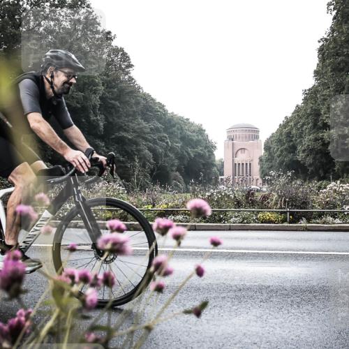 13.09.2026 - Stadtparktriathlon H.Heesch http://msf.ph/oto/10346316 13.09.2026 11:02:20 Radfahren 591, 610 meine-sportfotos.de