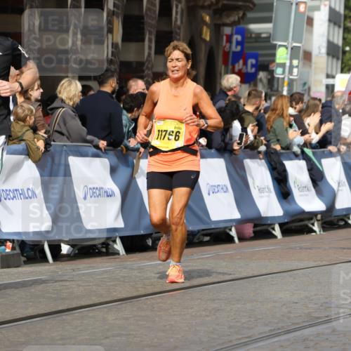 13.09.2026 - 21. swb-Marathon Bremen Strokosch-Dieckow http://msf.ph/oto/10346339 13.09.2026 10:53:05 Ziel 10193, 10304, 10339, 10652, 10734, 10827, 10906, 11002, 11038, 11109, 11144, 11362, 11597, 12019, 12338, 12399, 10448, 10585, 10780, 11012, 12040, 12170, 12275, 12398, 12461 meine-sportfotos.de