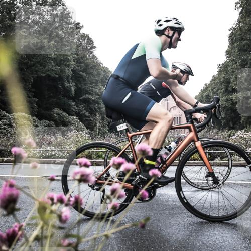 13.09.2026 - Stadtparktriathlon H.Heesch http://msf.ph/oto/10346349 13.09.2026 11:02:41 Radfahren 403, 557, 572, 671 meine-sportfotos.de