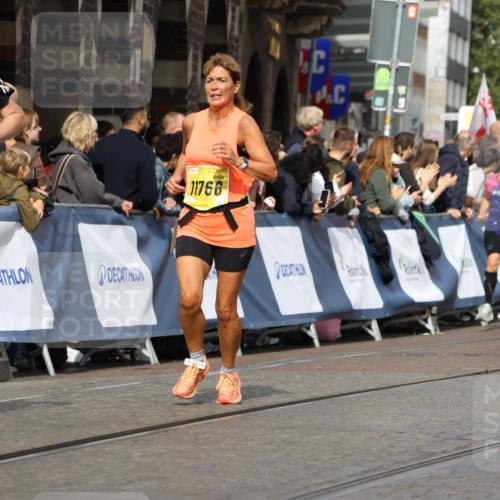 13.09.2026 - 21. swb-Marathon Bremen Strokosch-Dieckow http://msf.ph/oto/10346356 13.09.2026 10:53:05 Ziel 10193, 10304, 10339, 10652, 10734, 10827, 10906, 11002, 11038, 11109, 11144, 11362, 11597, 12019, 12338, 12399, 10448, 10585, 10780, 11012, 12040, 12170, 12275, 12398, 12461 meine-sportfotos.de