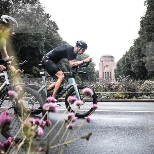 13.09.2026 - Stadtparktriathlon H.Heesch http://msf.ph/oto/10346376 13.09.2026 11:02:57 Radfahren 571, 640, 708 meine-sportfotos.de