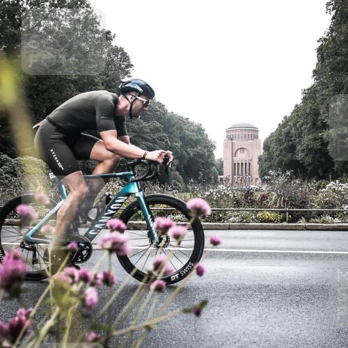 13.09.2026 - Stadtparktriathlon H.Heesch http://msf.ph/oto/10346380 13.09.2026 11:03:01 Radfahren 666, 708 meine-sportfotos.de