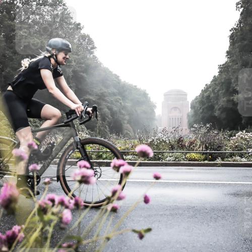 13.09.2026 - Stadtparktriathlon H.Heesch http://msf.ph/oto/10346386 13.09.2026 09:50:16 Radfahren 314, 321 meine-sportfotos.de