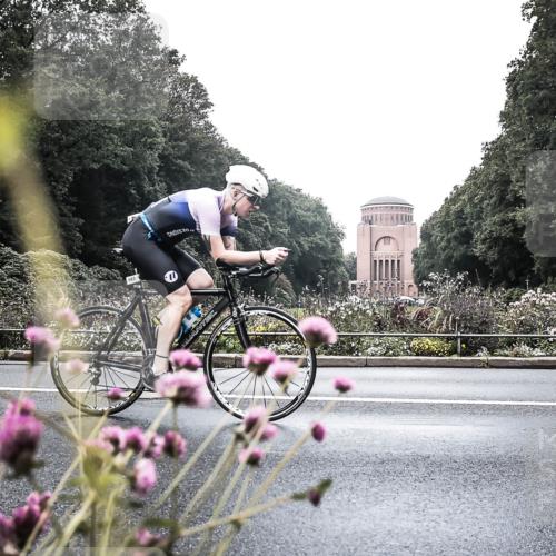 13.09.2026 - Stadtparktriathlon H.Heesch http://msf.ph/oto/10346402 13.09.2026 11:03:36 Radfahren 540, 612, 683 meine-sportfotos.de