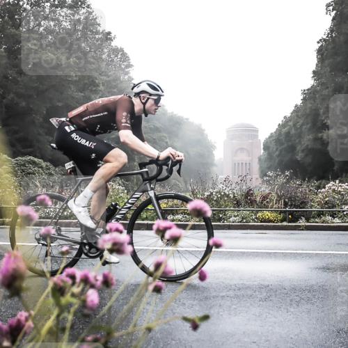 13.09.2026 - Stadtparktriathlon H.Heesch http://msf.ph/oto/10346403 13.09.2026 09:50:39 Radfahren 214, 215, 312 meine-sportfotos.de