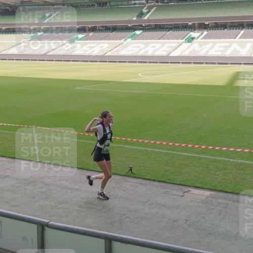 13.09.2026 - 21. swb-Marathon Bremen Michael Burmester http://msf.ph/oto/10346404 13.09.2026 13:34:42 Laufen im Stadion 170, 193, 368, 428, 462, 496, 594, 679, 709, 765, 916, 1001, 1026, 1048, 1051, 1098, 1280, 1321, 1396, 1444, 1553, 1557, 1560, 1607, 1661, 1703, 1760, 1772, 1784, 1827, 1965, 1974, 1977, 1992, 1996, 2335, 2338, 2399, 2400, 2451, 2479, 2511, 2515, 2543, 2641, 2650, 2718, 2735, 2757, 2787, 2791, 2894, 2982, 3090, 3179, 3191, 3345, 3406, 3443, 3503, 3547, 3577, 3614, 3660, 3708, 3709, 3720, 3797, 3875, 3904, 3911, 3914, 3952, 4001, 4014, 4500, 4546, 4561, 4967, 5151 meine-sportfotos.de