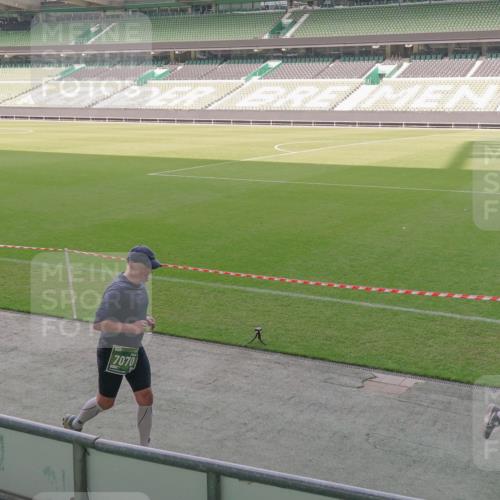 13.09.2026 - 21. swb-Marathon Bremen Michael Burmester http://msf.ph/oto/10346415 13.09.2026 13:34:43 Laufen im Stadion 170, 193, 368, 428, 462, 496, 594, 679, 709, 765, 916, 1001, 1026, 1048, 1098, 1280, 1321, 1396, 1444, 1553, 1557, 1560, 1607, 1661, 1703, 1760, 1772, 1784, 1827, 1965, 1974, 1977, 1992, 1996, 2335, 2338, 2399, 2400, 2451, 2479, 2511, 2515, 2543, 2641, 2650, 2718, 2735, 2757, 2787, 2791, 2894, 2982, 3090, 3179, 3191, 3345, 3406, 3443, 3503, 3547, 3577, 3614, 3660, 3708, 3709, 3720, 3797, 3875, 3904, 3911, 3914, 3952, 4001, 4014, 4500, 4546, 4561, 4967, 5151 meine-sportfotos.de