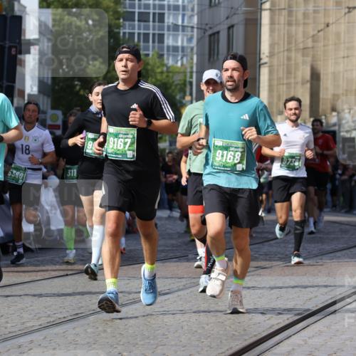 13.09.2026 - 21. swb-Marathon Bremen Strokosch-Dieckow http://msf.ph/oto/10346439 13.09.2026 13:28:06 Ziel 440, 488, 534, 762, 857, 1456, 1932, 2686, 3013, 3135, 3460, 3576, 3970, 4106, 4133, 4265, 4421, 4496, 4593, 4744, 5462, 5557, 6067, 6468, 6522, 7042, 7138, 7358, 8351, 9067, 9494, 9727, 13198, 178, 210, 1460, 2047, 2977, 3114, 3334, 3597, 4506, 5250, 5360, 5889, 6182, 9167, 9168, 9543, 9738, 9881 meine-sportfotos.de