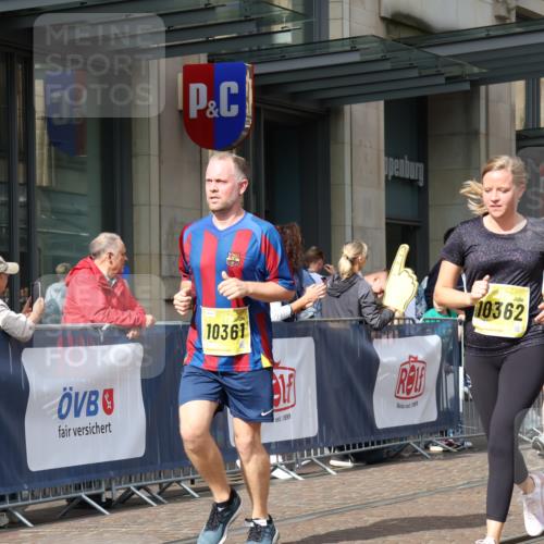 13.09.2026 - 21. swb-Marathon Bremen Strokosch-Dieckow http://msf.ph/oto/10346441 13.09.2026 11:10:11 Ziel 10002, 10169, 10247, 10361, 10362, 10422, 10706, 10719, 10768, 10791, 10890, 11080, 11283, 11298, 11300, 11309, 11382, 11583, 11725, 11736, 11957, 11982, 12183, 12227, 12454, 12550, 10299, 10435, 10751, 10963, 11119, 11383, 11437, 11441, 11732, 11933, 12117, 12207, 12293 meine-sportfotos.de