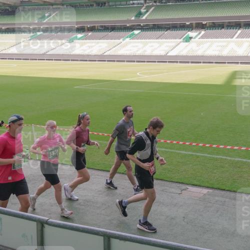 13.09.2026 - 21. swb-Marathon Bremen Michael Burmester http://msf.ph/oto/10346449 13.09.2026 13:34:50 Laufen im Stadion 170, 193, 368, 428, 462, 496, 594, 679, 709, 765, 916, 1026, 1048, 1098, 1280, 1321, 1396, 1444, 1553, 1557, 1560, 1607, 1661, 1703, 1760, 1772, 1784, 1827, 1965, 1974, 1977, 1992, 1996, 2335, 2338, 2399, 2400, 2451, 2479, 2511, 2515, 2543, 2641, 2650, 2718, 2735, 2757, 2787, 2789, 2791, 2894, 2982, 3090, 3179, 3191, 3345, 3406, 3443, 3503, 3547, 3577, 3660, 3708, 3709, 3720, 3875, 3904, 3911, 3914, 3952, 4001, 4014, 4200, 4290, 4500, 4546, 4561, 4880, 4967, 5000, 5151, 5818 meine-sportfotos.de