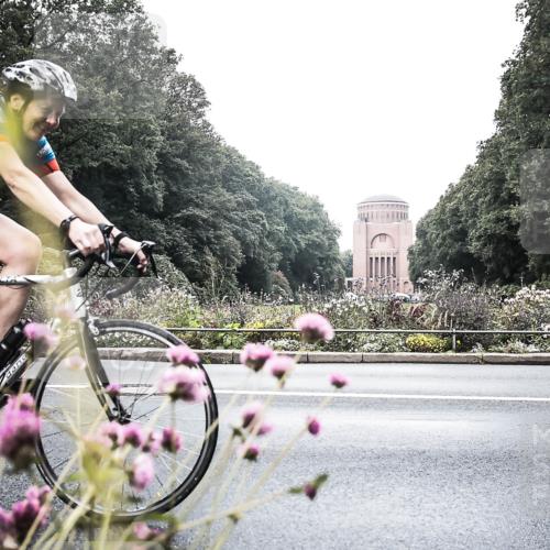13.09.2026 - Stadtparktriathlon H.Heesch http://msf.ph/oto/10346463 13.09.2026 11:04:06 Radfahren 466, 506, 536, 688 meine-sportfotos.de