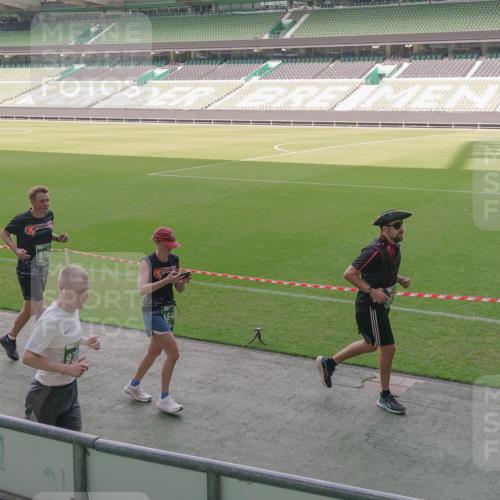 13.09.2026 - 21. swb-Marathon Bremen Michael Burmester http://msf.ph/oto/10346473 13.09.2026 13:34:53 Laufen im Stadion 170, 193, 368, 428, 462, 496, 594, 679, 709, 765, 916, 1026, 1048, 1098, 1280, 1321, 1396, 1444, 1553, 1557, 1560, 1607, 1661, 1703, 1760, 1772, 1784, 1827, 1965, 1974, 1977, 1992, 1996, 2335, 2338, 2399, 2400, 2451, 2479, 2511, 2515, 2543, 2641, 2650, 2718, 2735, 2757, 2787, 2789, 2791, 2894, 2982, 3090, 3179, 3191, 3345, 3406, 3443, 3503, 3547, 3577, 3660, 3708, 3709, 3720, 3875, 3904, 3911, 3914, 3952, 4001, 4014, 4200, 4290, 4500, 4546, 4561, 4880, 4967, 5000, 5151, 5818 meine-sportfotos.de