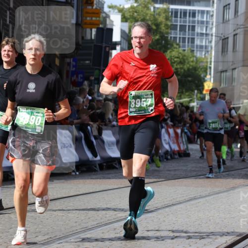 13.09.2026 - 21. swb-Marathon Bremen Strokosch-Dieckow http://msf.ph/oto/10346478 13.09.2026 13:32:31 Ziel 287, 1369, 2310, 2934, 3650, 3922, 4057, 4566, 4655, 4797, 5628, 6116, 6258, 6475, 6857, 6875, 7150, 7182, 7526, 7553, 7572, 7818, 8632, 9198, 9283, 9394, 9640, 13029, 13182, 1437, 2611, 3354, 3878, 3895, 4323, 4862, 5398, 5581, 5657, 6583, 6718, 6760, 7016, 7466, 7758, 7990, 8344, 8367, 8957, 9175 meine-sportfotos.de