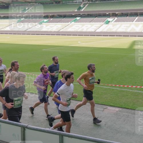 13.09.2026 - 21. swb-Marathon Bremen Michael Burmester http://msf.ph/oto/10346505 13.09.2026 13:34:56 Laufen im Stadion 170, 193, 368, 428, 462, 496, 679, 709, 916, 1026, 1048, 1098, 1280, 1321, 1396, 1444, 1553, 1557, 1560, 1607, 1661, 1703, 1760, 1772, 1784, 1827, 1965, 1974, 1977, 1992, 1996, 2335, 2338, 2451, 2479, 2511, 2515, 2543, 2641, 2650, 2735, 2757, 2787, 2789, 2791, 2894, 2982, 3090, 3179, 3191, 3345, 3406, 3443, 3503, 3547, 3577, 3660, 3708, 3709, 3720, 3801, 3875, 3904, 3911, 3914, 3952, 4001, 4014, 4200, 4290, 4500, 4546, 4561, 4880, 4967, 5000, 5151, 5818 meine-sportfotos.de
