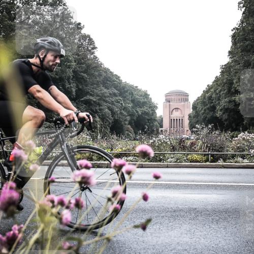 13.09.2026 - Stadtparktriathlon H.Heesch http://msf.ph/oto/10346527 13.09.2026 11:05:08 Radfahren 488, 528, 603, 619, 655 meine-sportfotos.de