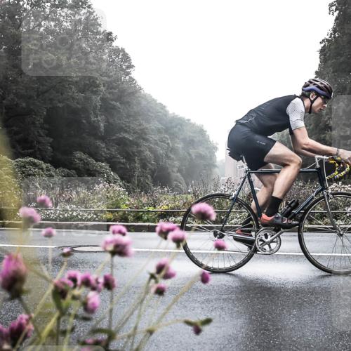 13.09.2026 - Stadtparktriathlon H.Heesch http://msf.ph/oto/10346528 13.09.2026 09:51:57 Radfahren 220, 300, 311, 336 meine-sportfotos.de