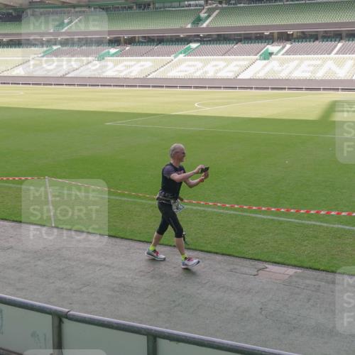13.09.2026 - 21. swb-Marathon Bremen Michael Burmester http://msf.ph/oto/10346530 13.09.2026 13:35:00 Laufen im Stadion 170, 193, 368, 428, 462, 496, 657, 679, 709, 916, 1026, 1048, 1098, 1280, 1321, 1396, 1444, 1553, 1557, 1560, 1607, 1661, 1703, 1726, 1760, 1772, 1784, 1827, 1965, 1974, 1977, 1992, 1996, 2335, 2338, 2451, 2479, 2511, 2515, 2543, 2578, 2641, 2650, 2735, 2757, 2787, 2789, 2791, 2894, 3090, 3179, 3191, 3345, 3406, 3443, 3472, 3503, 3547, 3555, 3577, 3660, 3708, 3709, 3720, 3801, 3875, 3904, 3911, 3914, 4001, 4014, 4200, 4290, 4500, 4546, 4561, 4880, 4967, 5000, 5151, 5818 meine-sportfotos.de