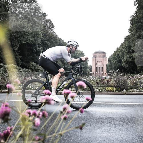 13.09.2026 - Stadtparktriathlon H.Heesch http://msf.ph/oto/10346553 13.09.2026 11:05:19 Radfahren 483, 560, 595, 597, 702 meine-sportfotos.de