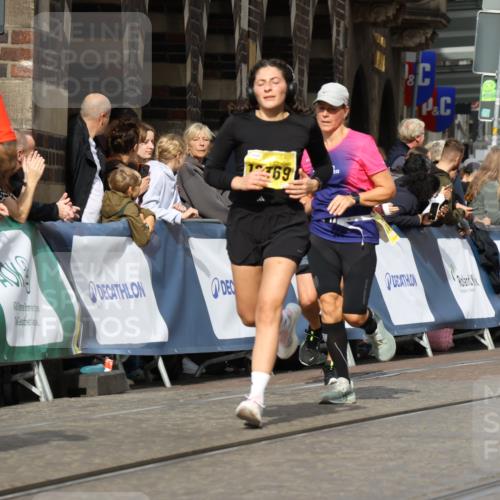 13.09.2026 - 21. swb-Marathon Bremen Strokosch-Dieckow http://msf.ph/oto/10346555 13.09.2026 10:53:10 Ziel 10193, 10304, 10339, 10652, 10734, 10827, 10863, 11002, 11038, 11144, 11238, 11362, 11386, 11597, 11766, 12019, 12338, 12399, 10448, 10585, 10757, 10780, 10821, 11012, 11168, 11379, 12040, 12170, 12275, 12461 meine-sportfotos.de