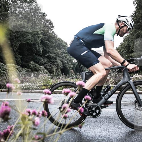 13.09.2026 - Stadtparktriathlon H.Heesch http://msf.ph/oto/10346569 13.09.2026 11:05:24 Radfahren 560, 595, 598 meine-sportfotos.de