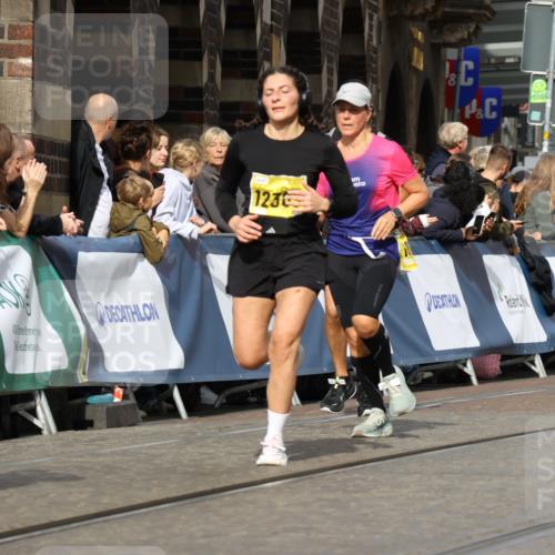 13.09.2026 - 21. swb-Marathon Bremen Strokosch-Dieckow http://msf.ph/oto/10346571 13.09.2026 10:53:10 Ziel 10193, 10304, 10339, 10652, 10734, 10827, 10863, 11002, 11038, 11144, 11238, 11362, 11386, 11597, 11766, 12019, 12338, 12399, 10448, 10585, 10757, 10780, 10821, 11012, 11168, 11379, 12040, 12170, 12275, 12461 meine-sportfotos.de