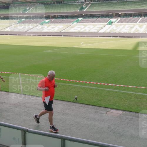 13.09.2026 - 21. swb-Marathon Bremen Michael Burmester http://msf.ph/oto/10346594 13.09.2026 13:35:14 Laufen im Stadion 170, 193, 368, 462, 496, 657, 679, 709, 916, 1026, 1048, 1280, 1321, 1396, 1432, 1444, 1553, 1560, 1607, 1661, 1703, 1726, 1772, 1784, 1827, 1965, 1974, 1977, 1992, 1996, 2335, 2338, 2451, 2511, 2543, 2578, 2641, 2650, 2735, 2757, 2789, 2791, 2894, 2933, 3090, 3179, 3191, 3345, 3406, 3472, 3547, 3555, 3588, 3660, 3708, 3709, 3720, 3801, 3875, 3904, 3914, 4001, 4014, 4200, 4290, 4500, 4546, 4561, 4880, 4967, 5000, 5151, 5818 meine-sportfotos.de
